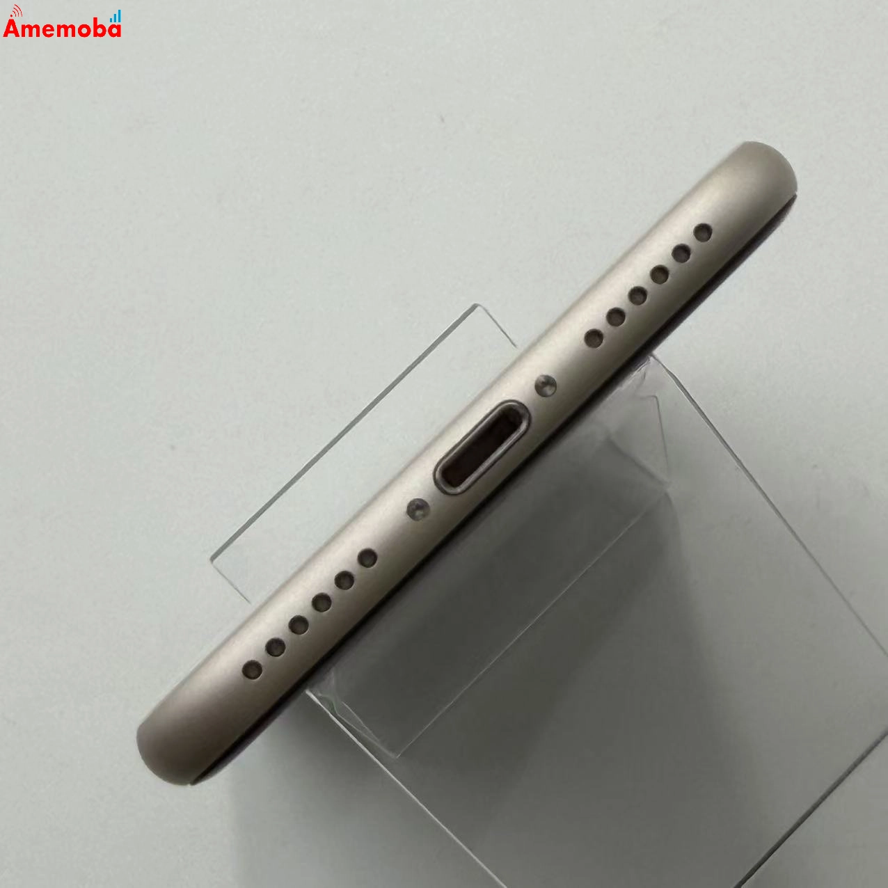 iPhoneSE 第3世代 64GB スターライト MMYD3J/A AU版SIMフリー