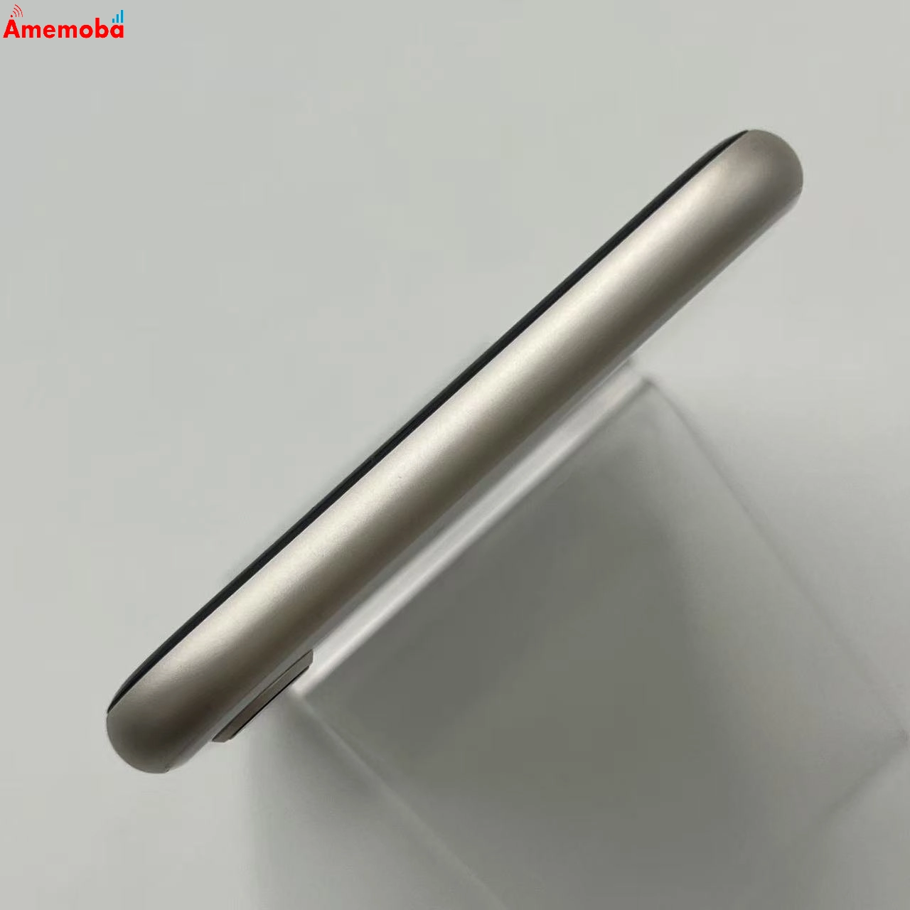 iPhoneSE 第3世代 64GB スターライト MMYD3J/A AU版SIMフリー