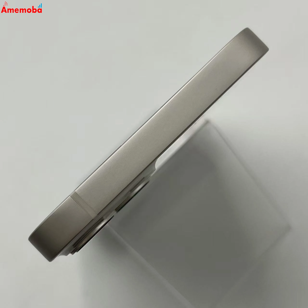 iPhone13 128GB スターライト MLND3J/A docomo版SIMフリー 新品同様