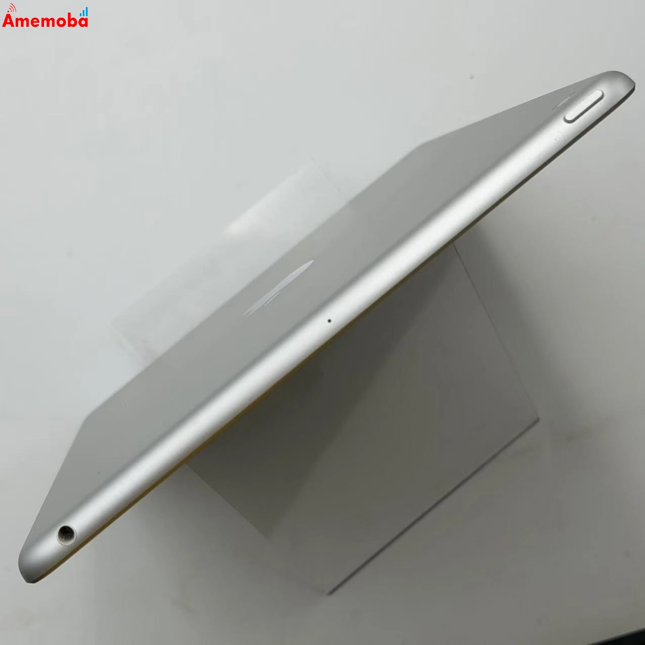 iPad 第9世代 Wi-Fiモデル 64GB シルバー MK2L3J/A    新品同様