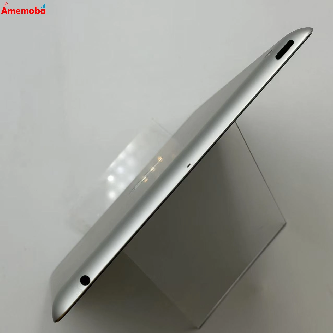 iPad 第2世代　Wi-Fiモデル 32GB ホワイト MC770J/A