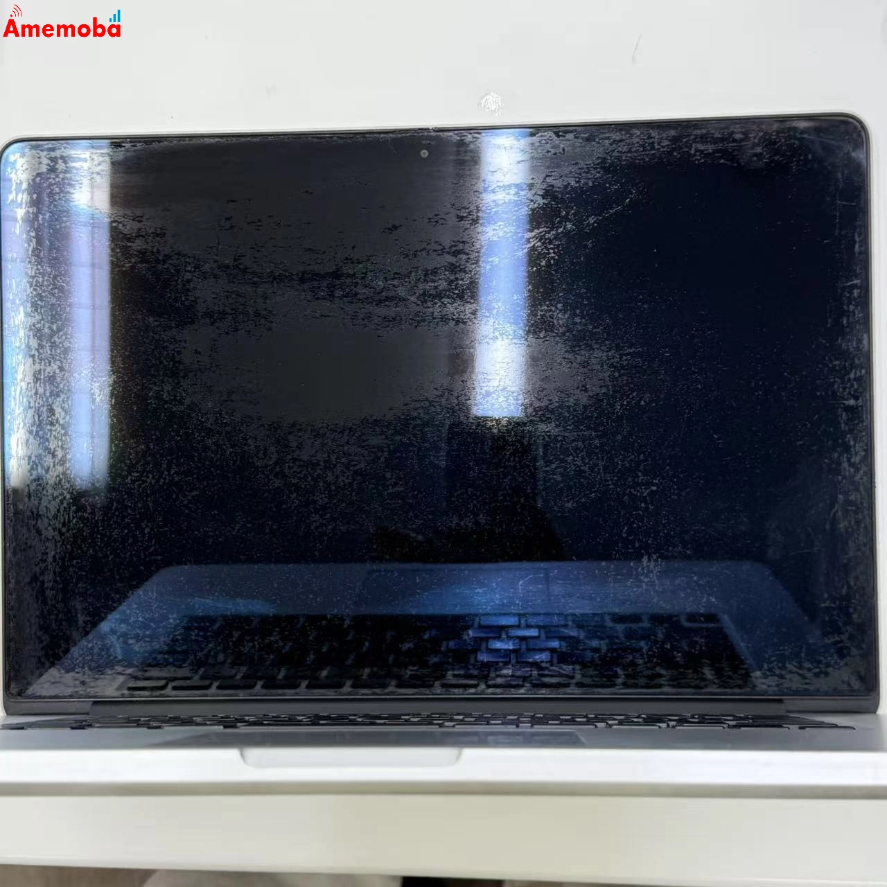 MacBook Pro 15インチ Mid2015 Corei7 2.2GHz 16GB/256GB シルバー FJLQ2J/A 訳あり品