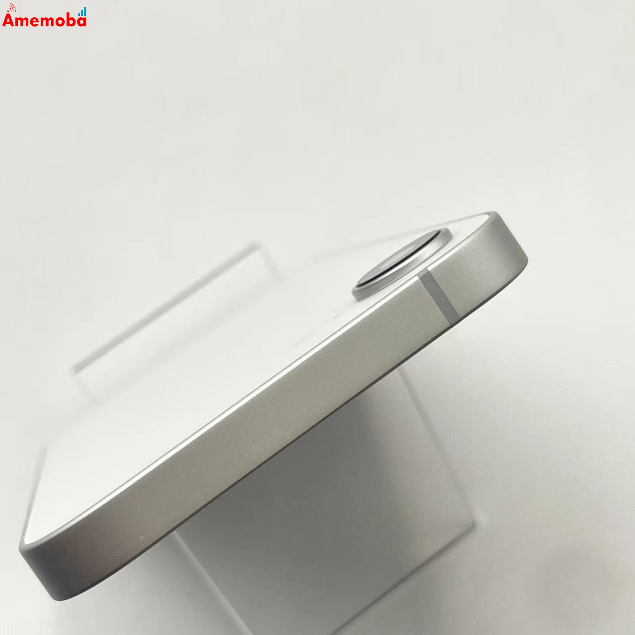 iPhone 16e 128GB ホワイト MD1R4J/A Apple版SIMフリー 新品同様