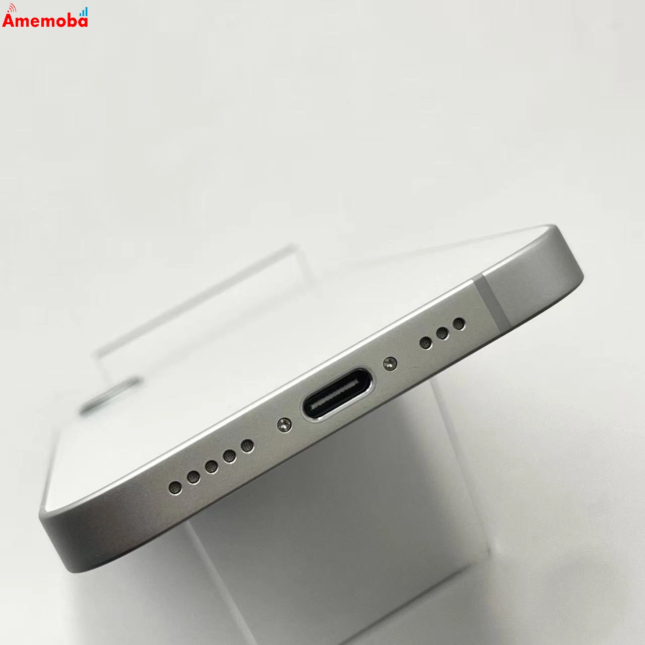 iPhone 16e 128GB ホワイト MD1R4J/A Apple版SIMフリー 新品同様