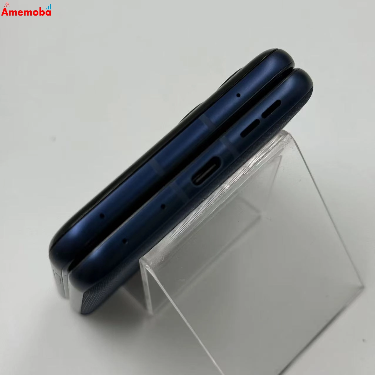 motorola razr 60s 256GB ライトスカイホワイト XT2553-6 SoftBank版SIMフリー 極美品