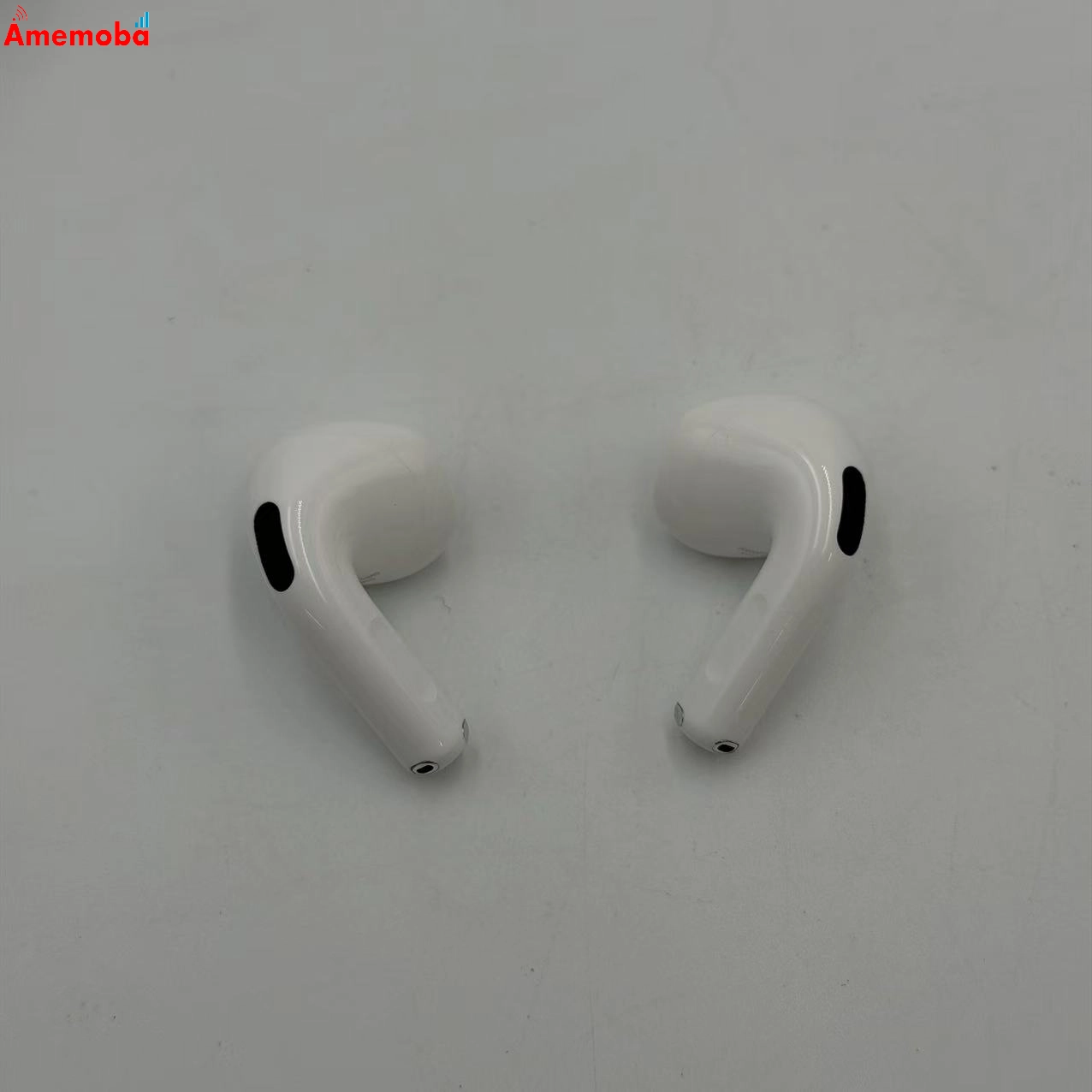 AirPods 第4世代 - ホワイト MXP63J/A 美品