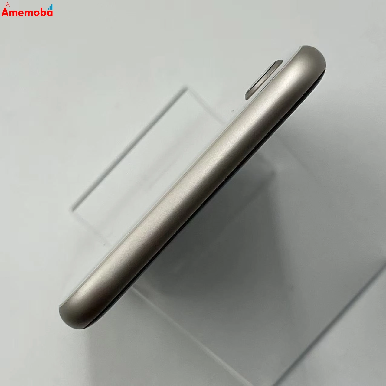 iPhoneSE 第3世代 64GB スターライト MMYD3J/A AU版SIMフリー