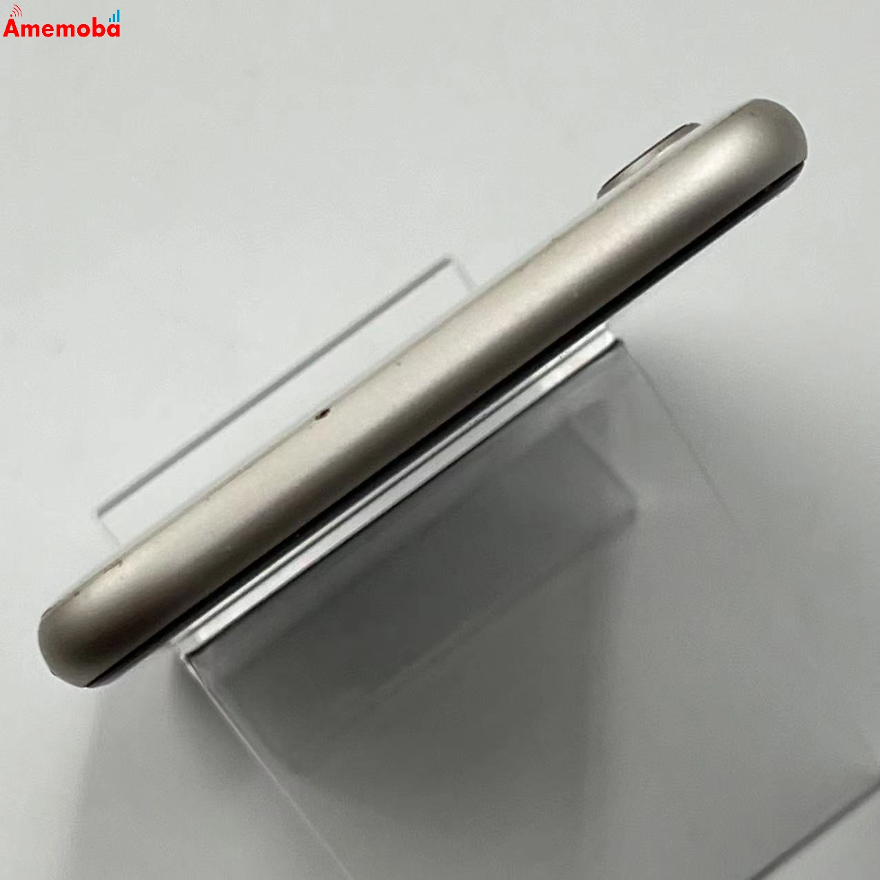 iPhoneSE 第3世代 64GB スターライト MMYD3J/A AU版SIMフリー