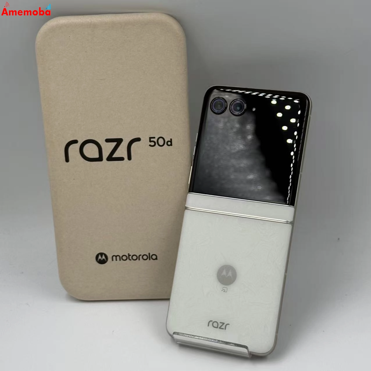 motorola razr 50d 8GB/256GB ホワイトマーブル M-51E docomo版SIMフリー 美品