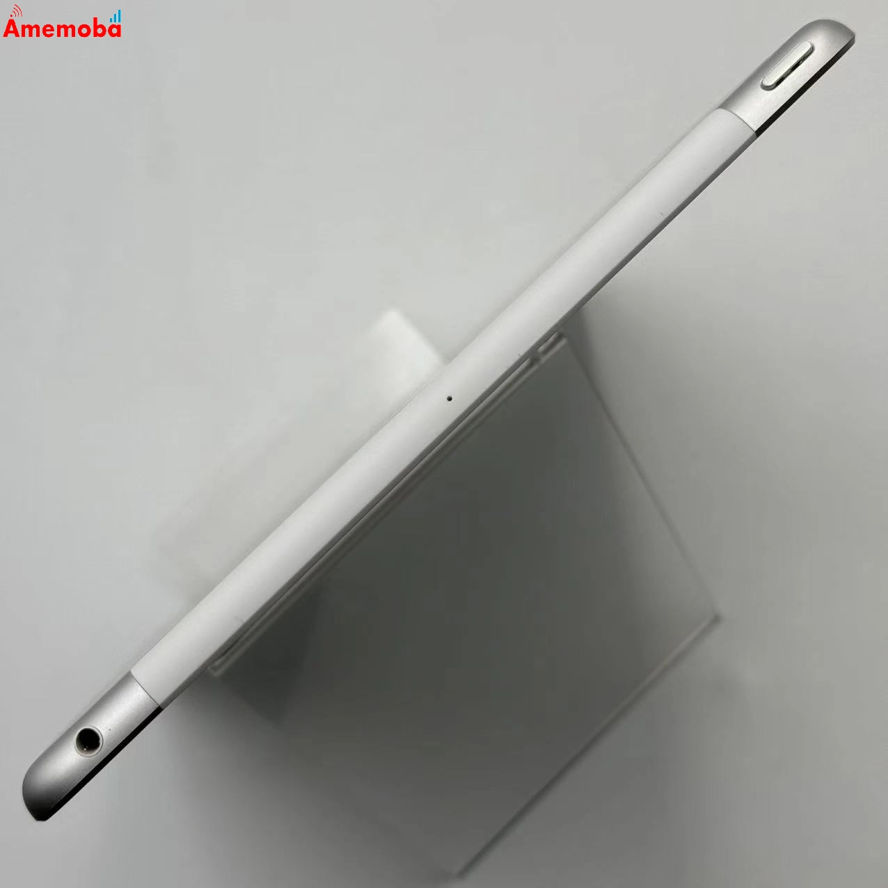 iPad 第8世代 32GB シルバー MYMJ2J/A AU版SIMフリー
