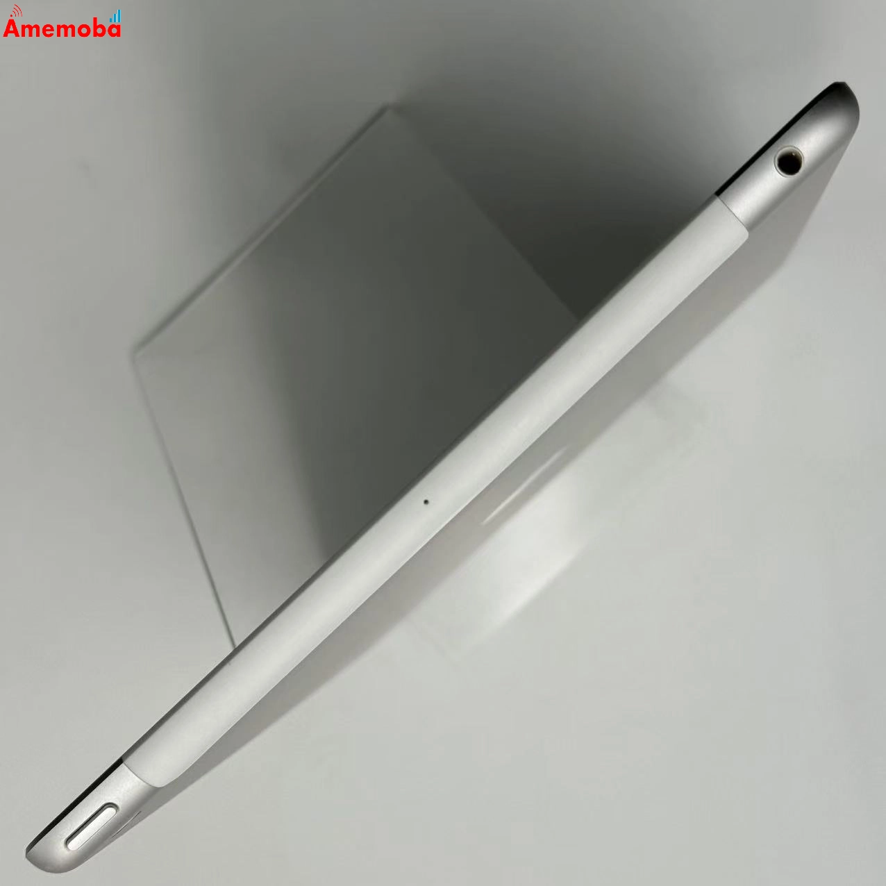 iPad 第8世代 32GB シルバー MYMJ2J/A AU版SIMフリー