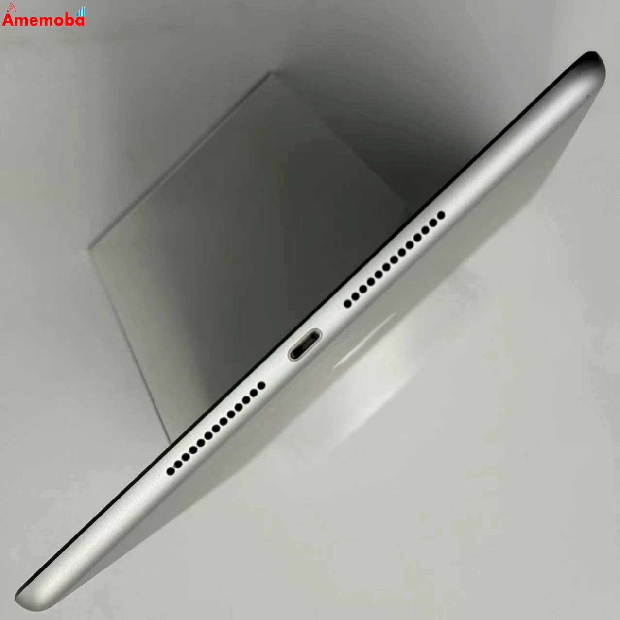 iPad 第8世代 32GB シルバー MYMJ2J/A AU版SIMフリー