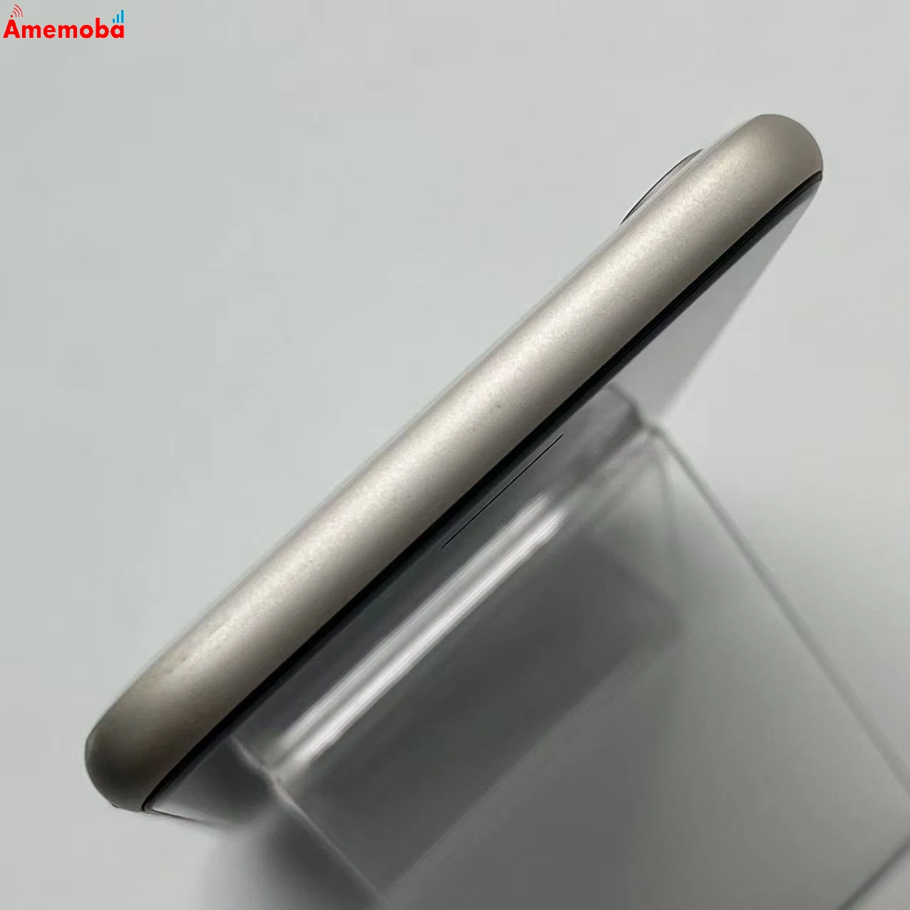 iPhoneSE 第3世代 64GB スターライト MMYD3J/A Apple版SIMフリー 美品