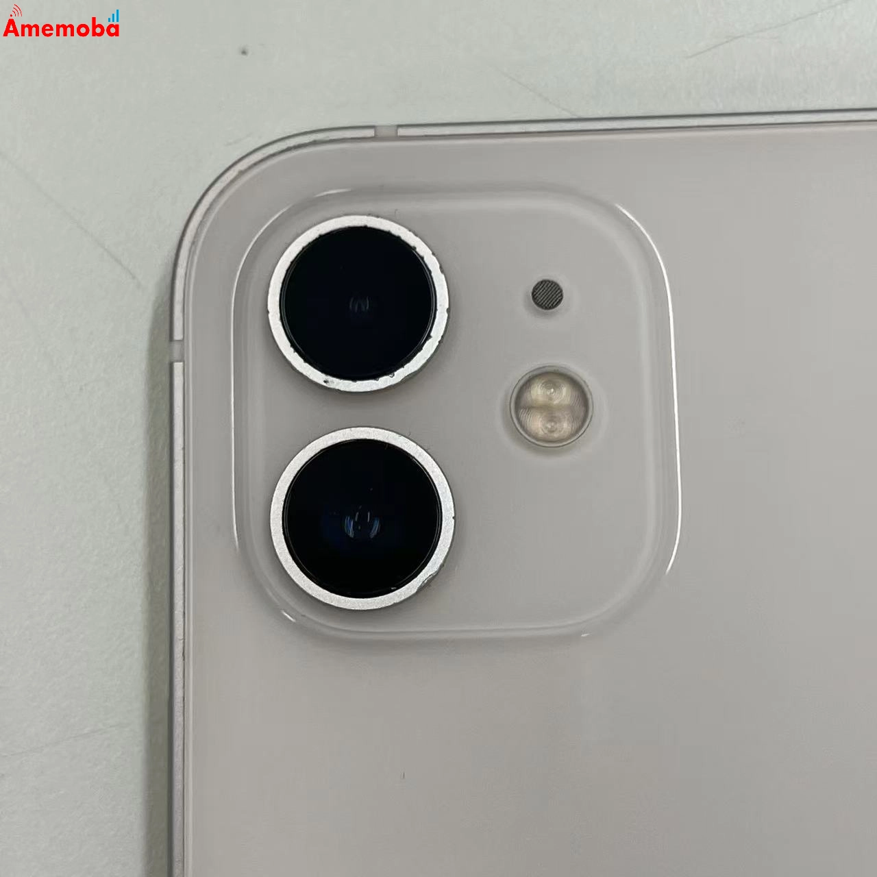 iPhone12 64GB ホワイト MGHP3J/A docomo版SIMフリー 訳あり品