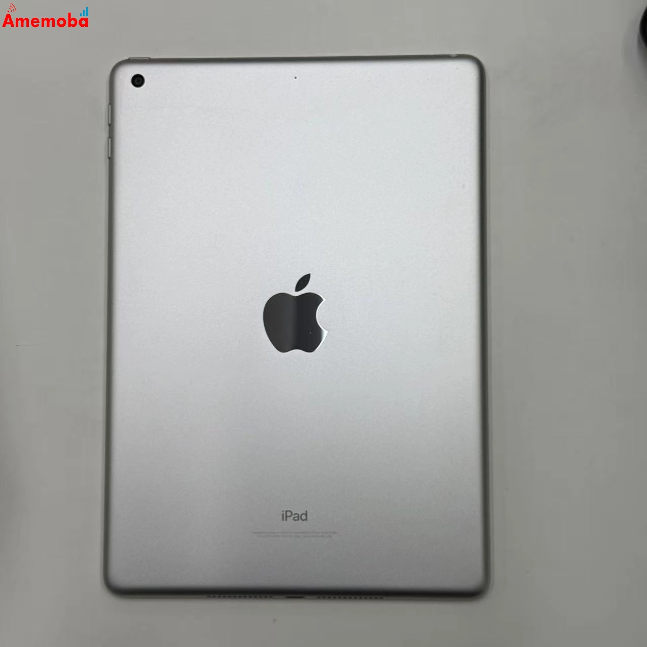 iPad 第6世代 Wi-Fiモデル 32GB シルバー MR7G2J/A 美品