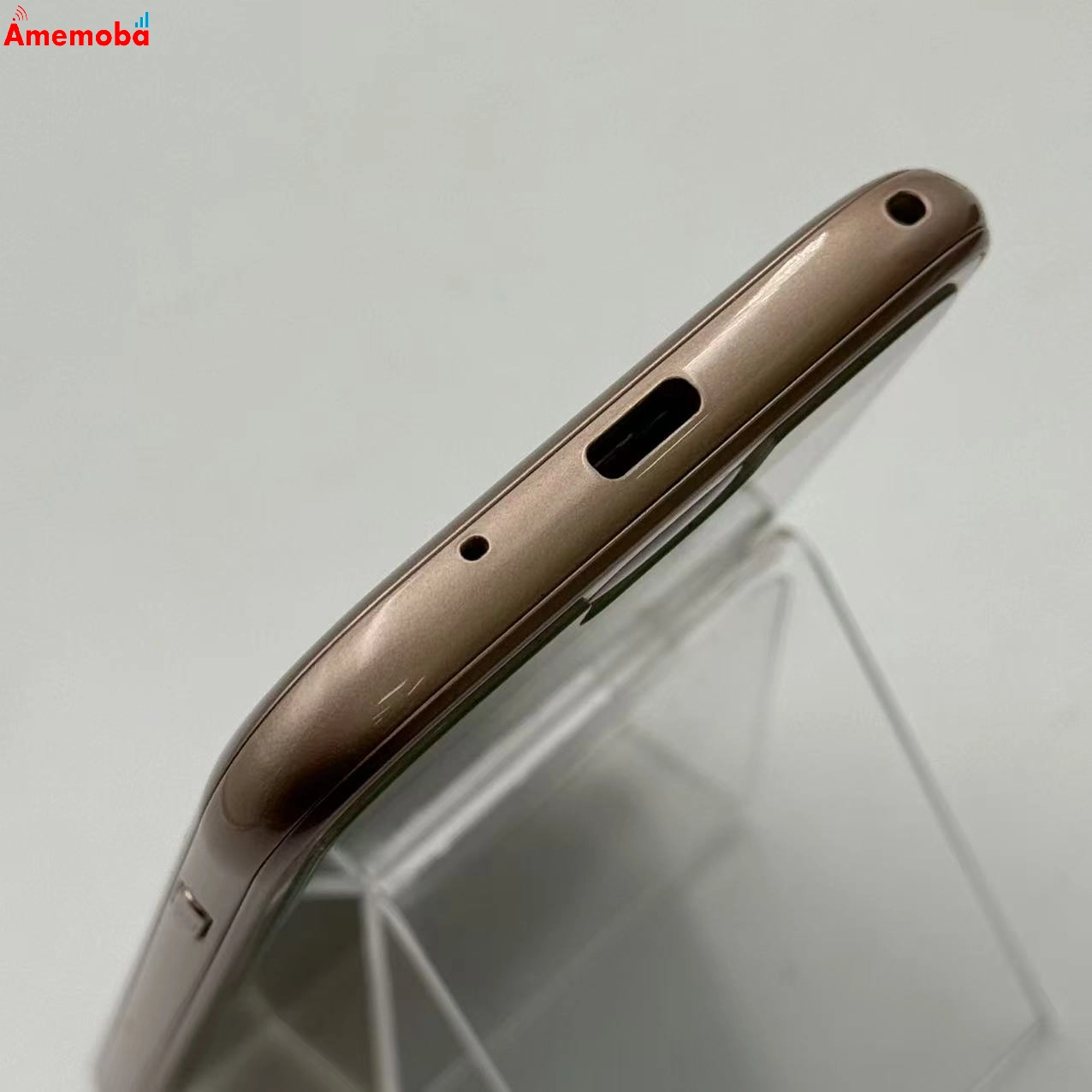 らくらくスマートフォン me F-01L 32GB ゴールド docomo版 美品