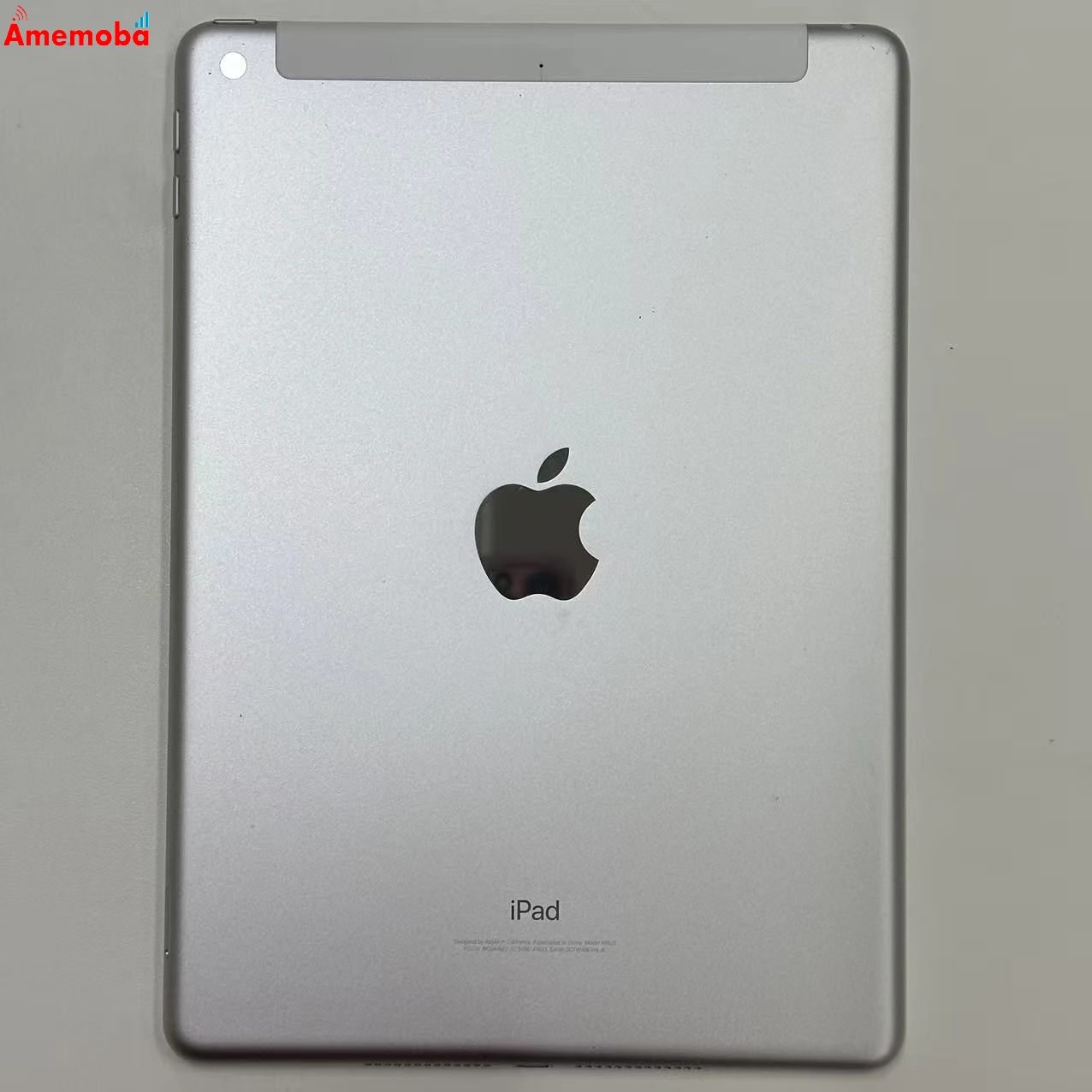 iPad 第5世代 32GB シルバー MP1L2J/A SoftBank版SIMフリー