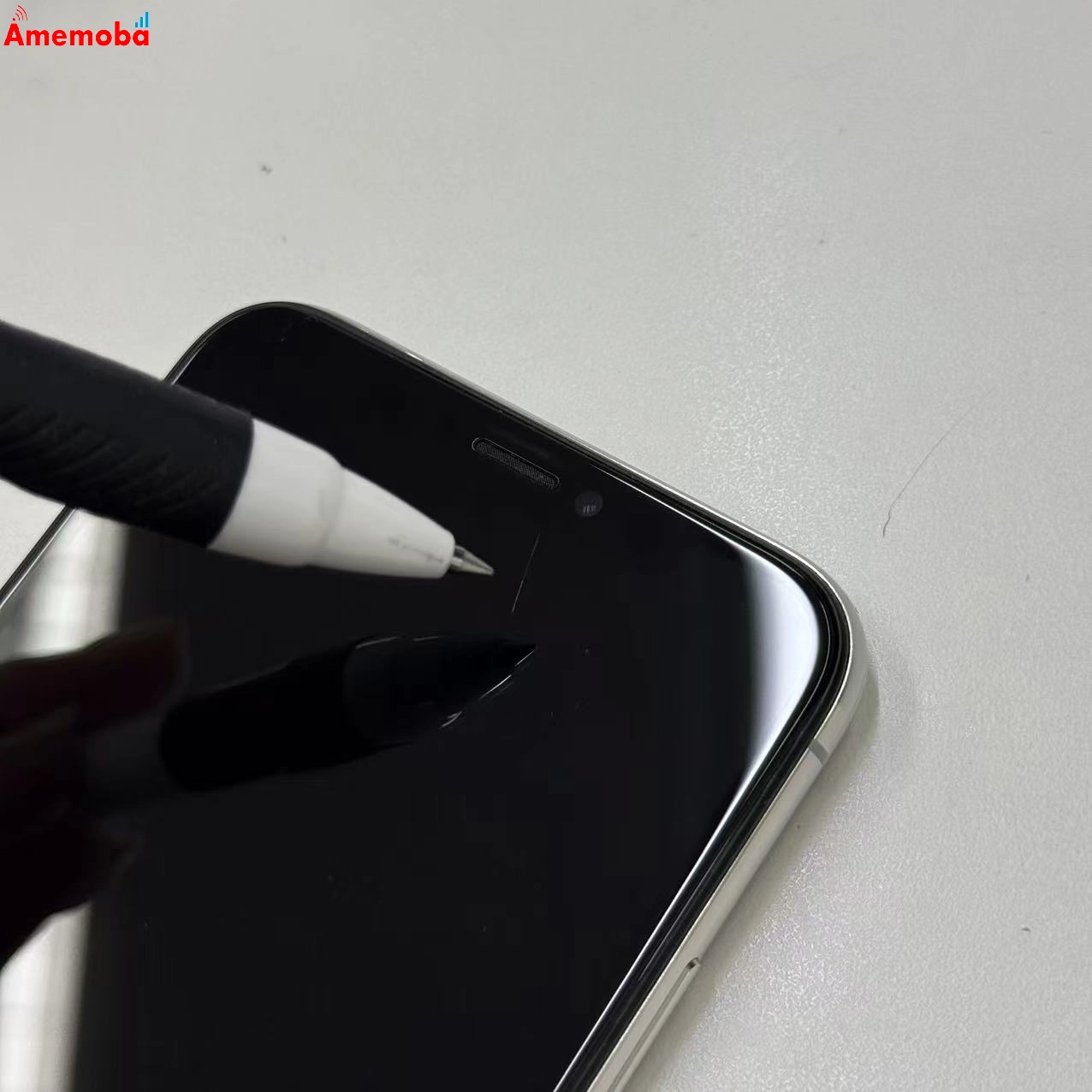 iPhoneX 256GB シルバー NQC22J/A docomo版SIMフリー 美品