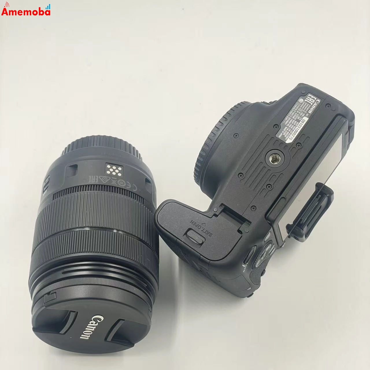 EOS 9000D EF-S18-135 IS USM レンズキット 美品