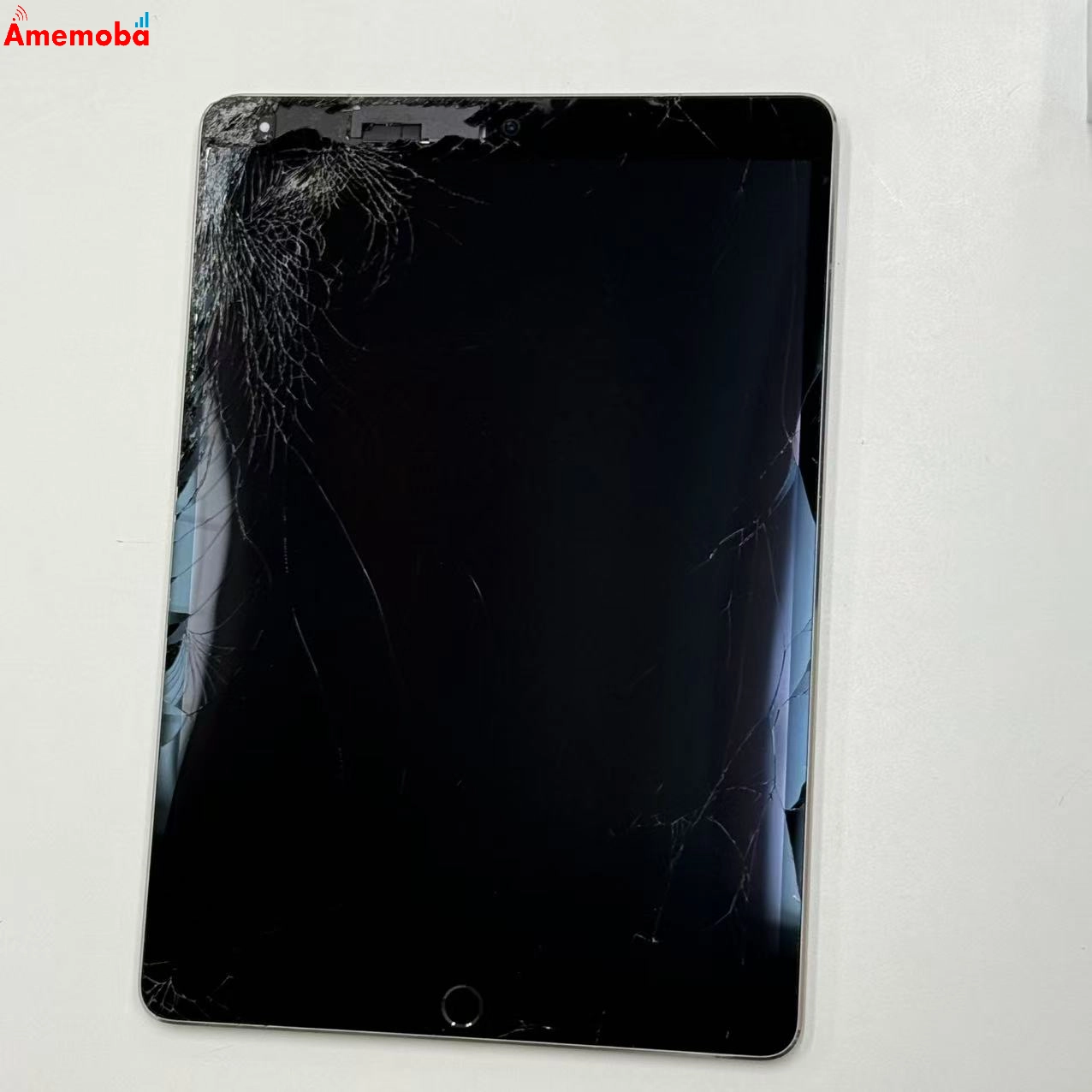 iPad Pro 10.5インチ 64GB スペースグレイ MQEY2J/A SoftBank版フリー ジャンク品
