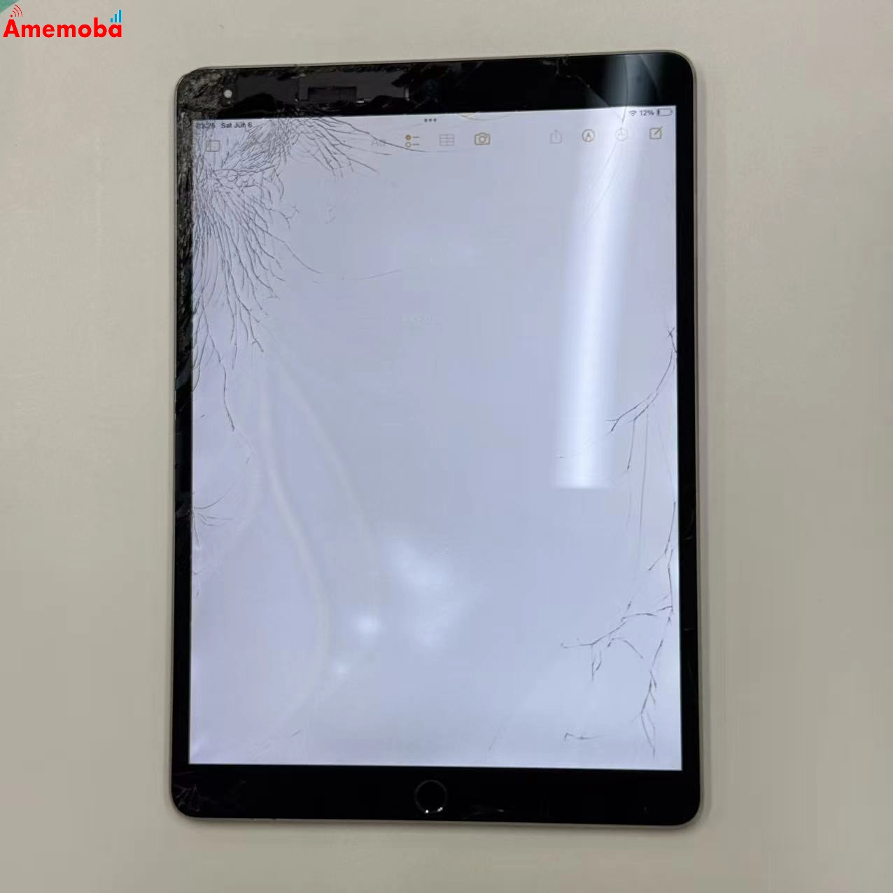 iPad Pro 10.5インチ 64GB スペースグレイ MQEY2J/A SoftBank版フリー ジャンク品