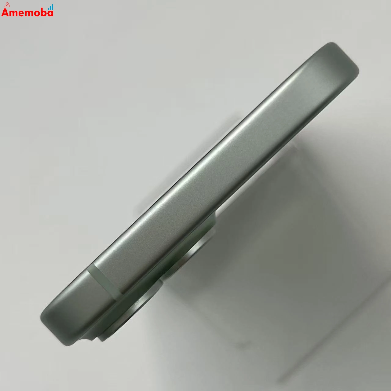 iPhone15 256GB グリーン MTMT3J/A docomo版SIMフリー 美品