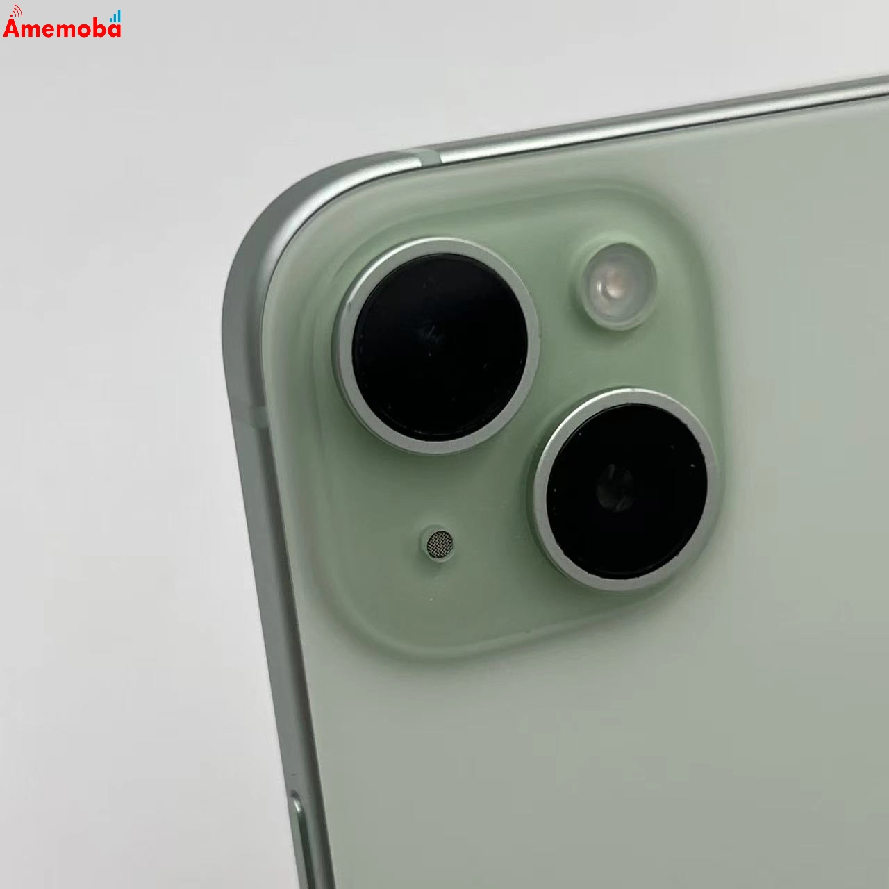 iPhone15 256GB グリーン MTMT3J/A docomo版SIMフリー 美品