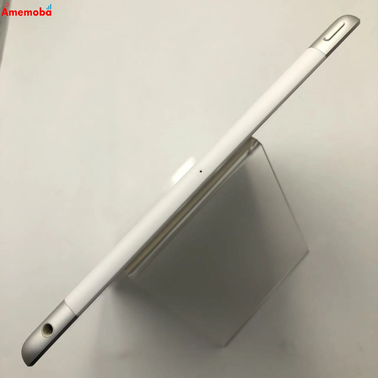 iPad 第6世代 32GB シルバー MR6P2J/A AU版SIMフリー