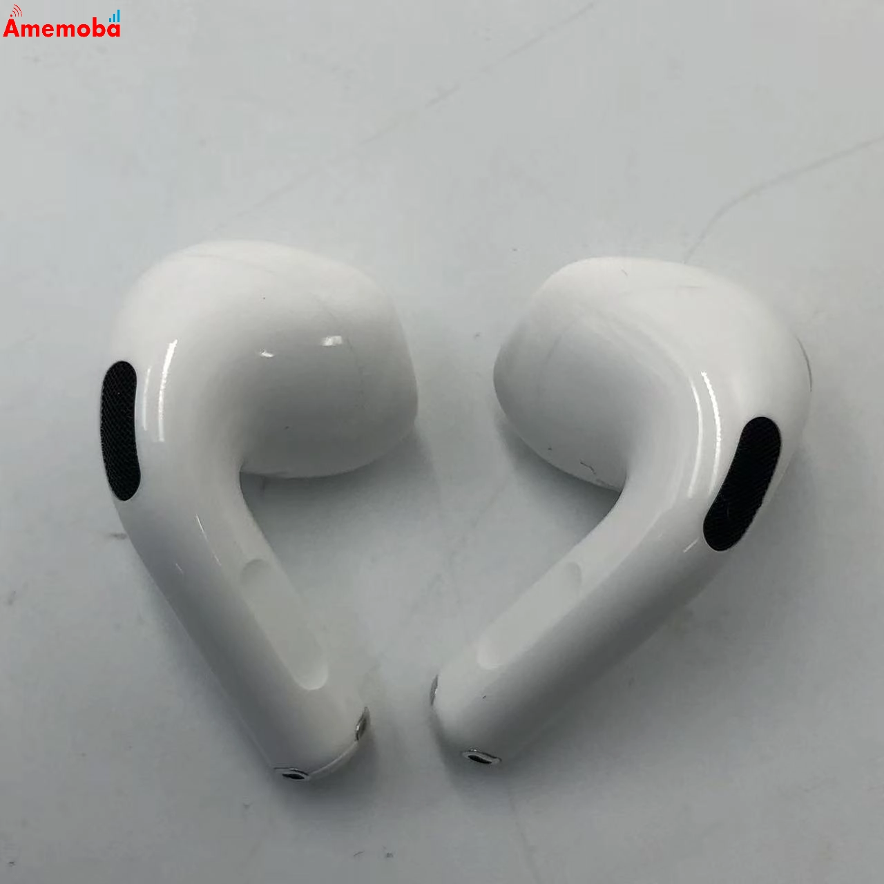 AirPods 第4世代 ホワイト MXP63J/A 極美品