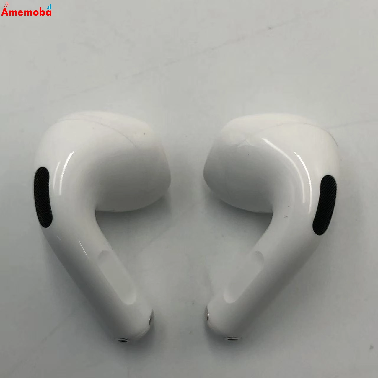 AirPods 第4世代 - ホワイト MXP63J/A 極美品