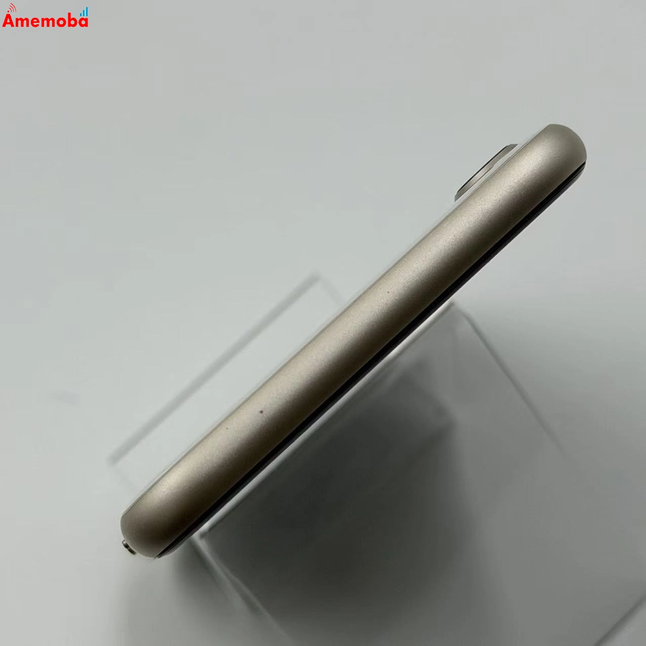 iPhoneSE 第3世代 64GB スターライト MMYD3J/A AU版SIMフリー