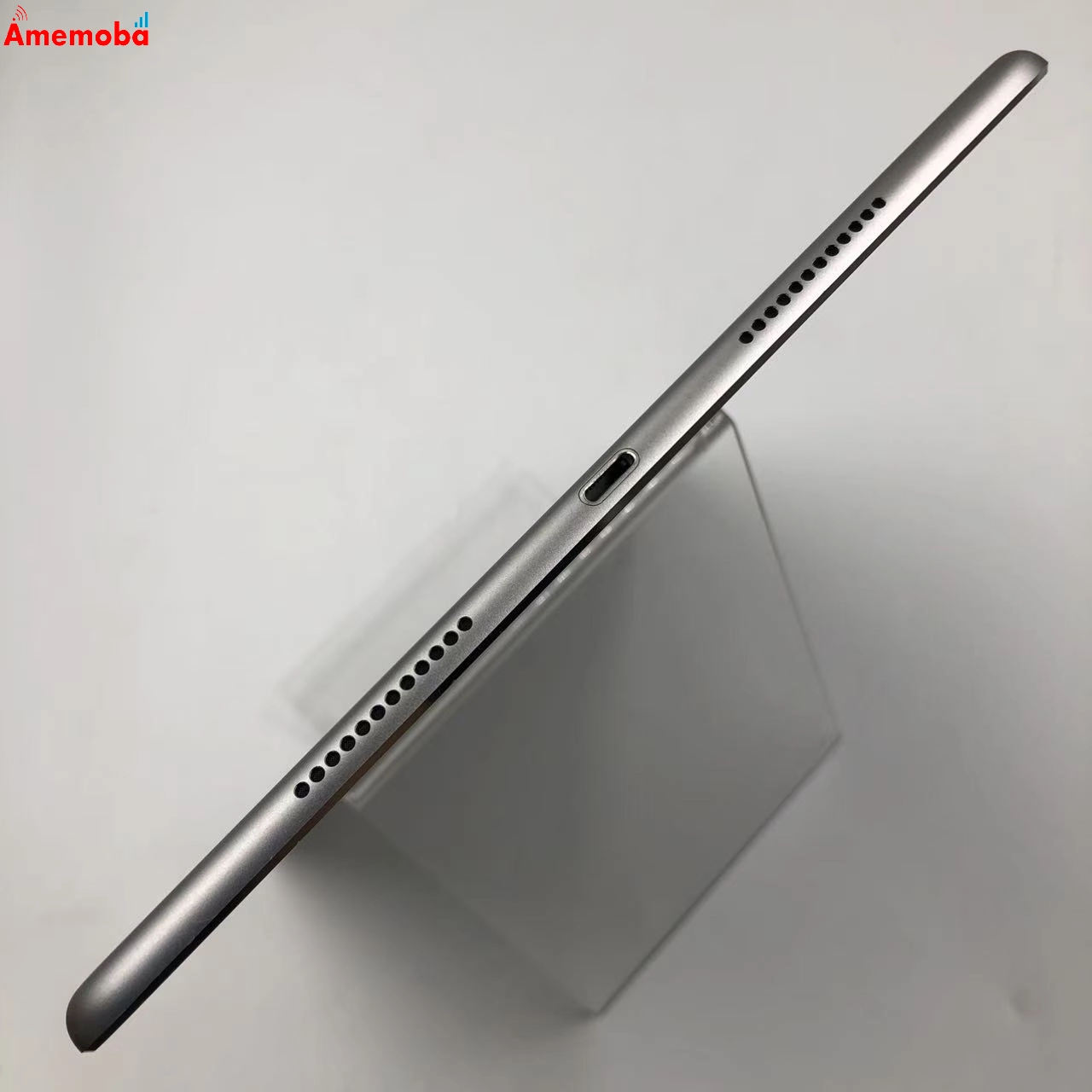 iPad Pro 9.7インチ 128GB スペースグレイ MLQ32J/A SoftBank版SIMフリー