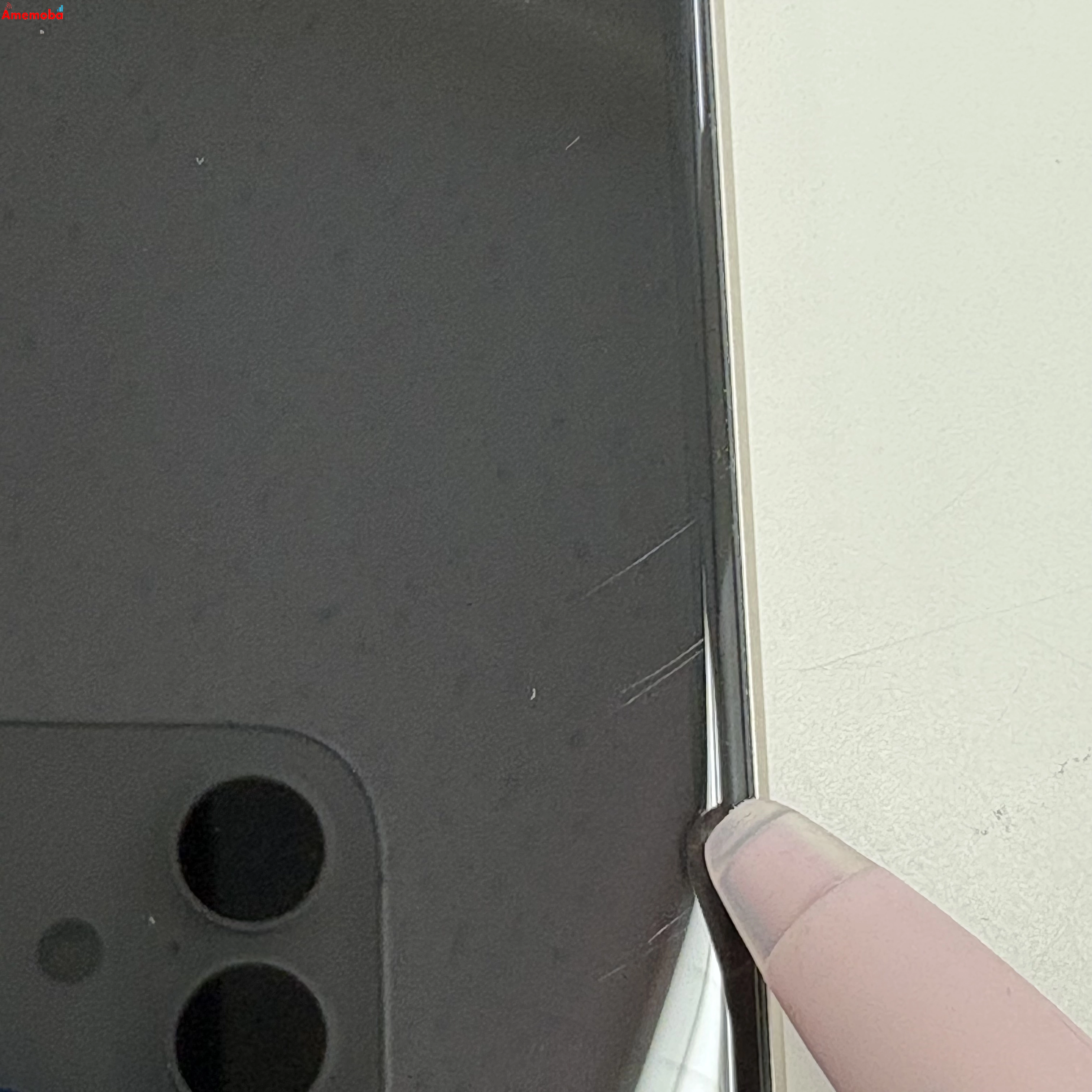 iPhoneSE 第3世代 64GB スターライト MMYD3J/A AU版SIMフリー