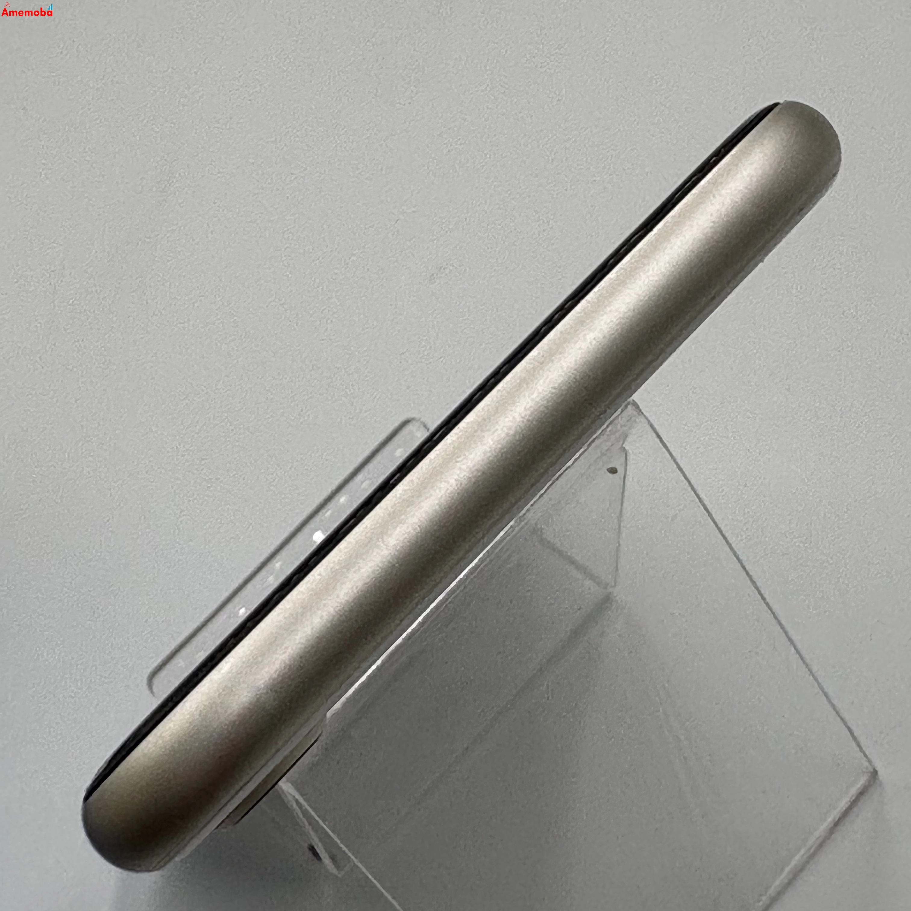 iPhoneSE 第3世代 64GB スターライト MMYD3J/A AU版SIMフリー 美品
