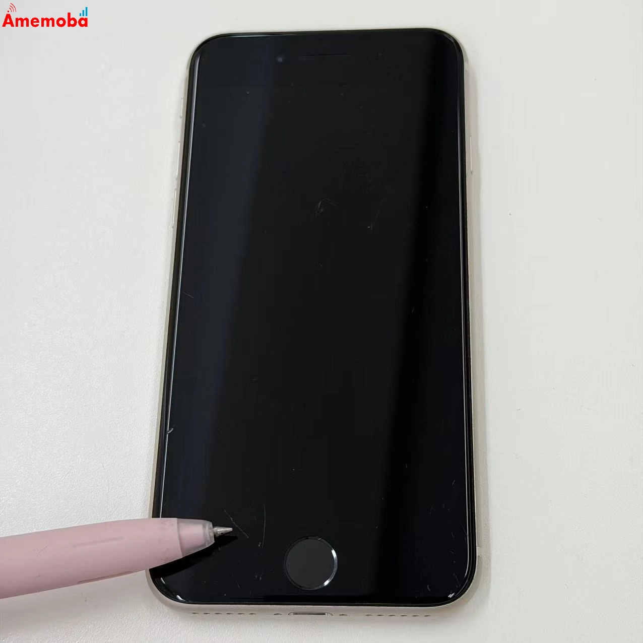 iPhoneSE 第3世代 64GB スターライト MMYD3J/A docomo版SIMフリー