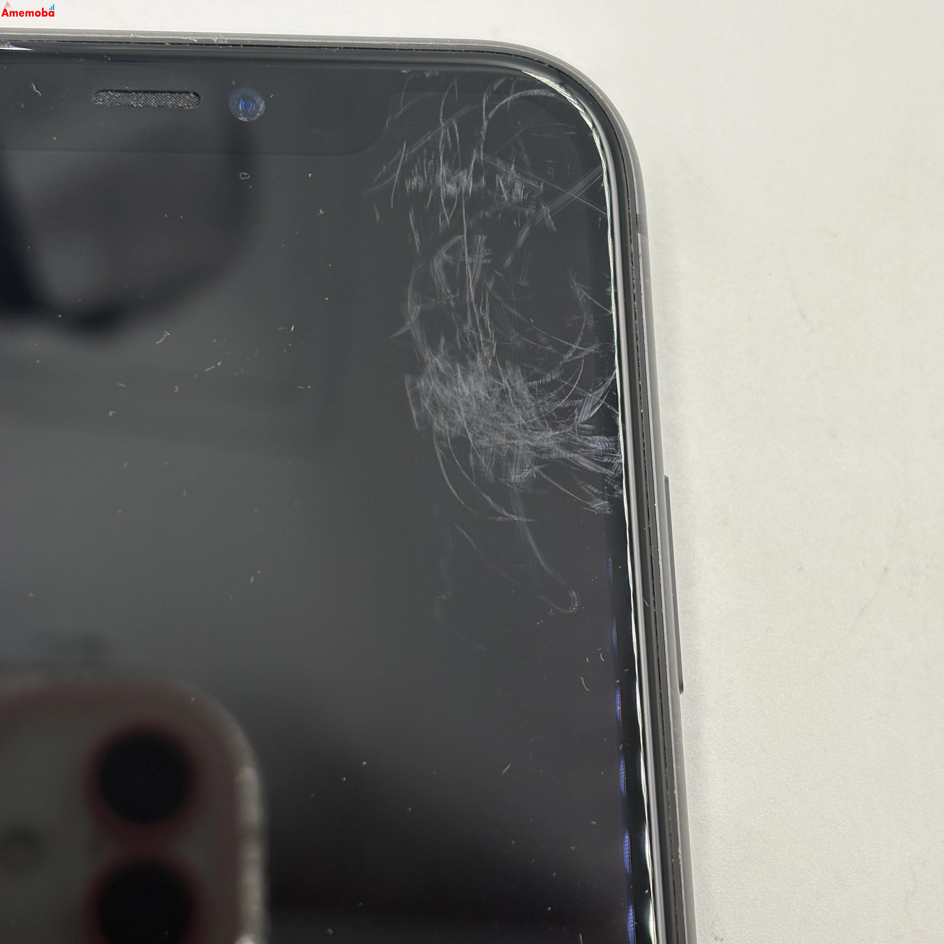 iPhone11 64GB ブラック MWLT2J/A AU版SIMフリー au