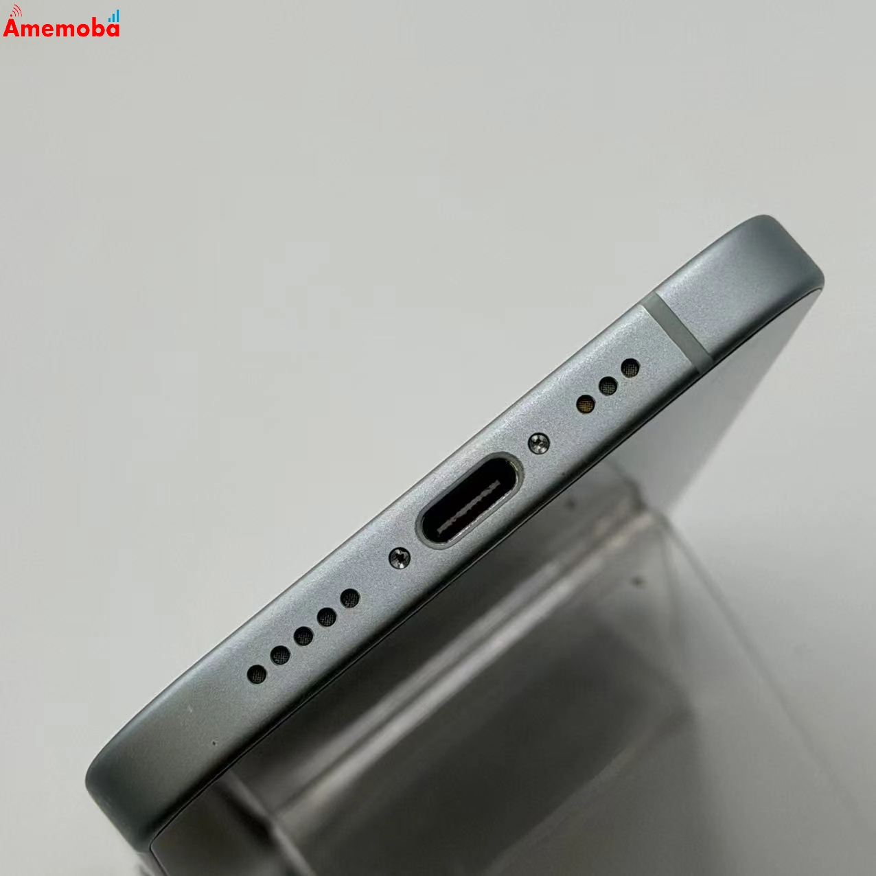iPhone15 256GB ブルー MTMR3J/A docomo版SIMフリー 美品