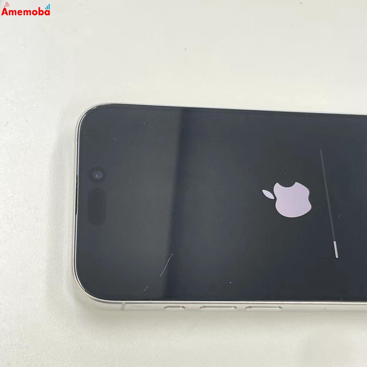 iPhone15 Pro 256GB ホワイトチタニウム MTUD3J/A SoftBank版SIMフリー