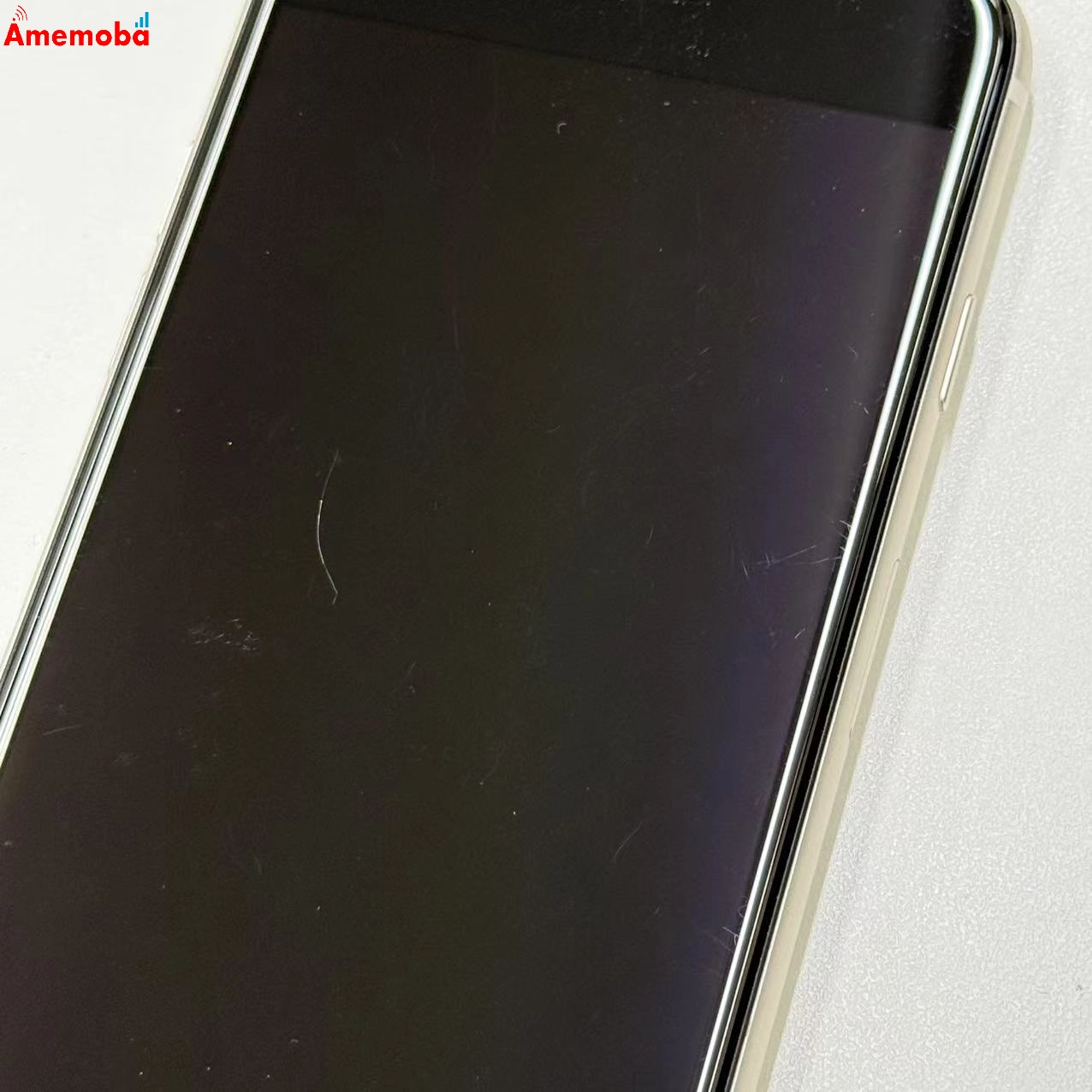 iPhoneSE 第3世代 64GB スターライト MMYD3J/A docomo版SIMフリー ジャンク品