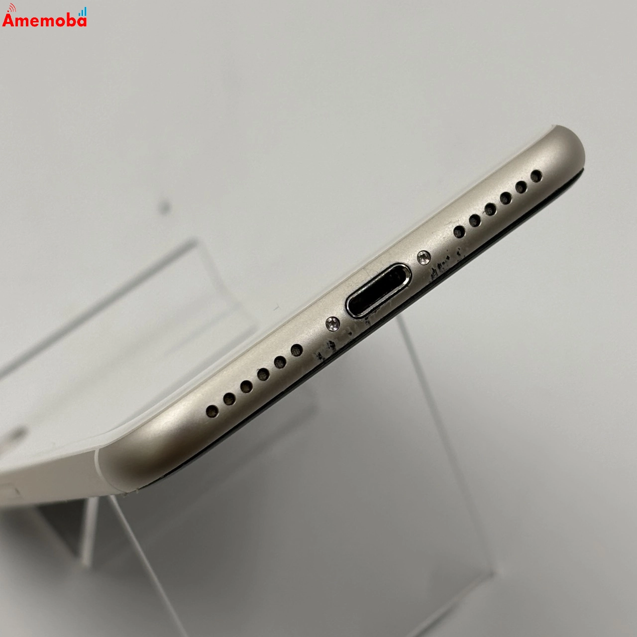 iPhoneSE 第3世代 64GB スターライト MMYD3J/A AU版SIMフリー