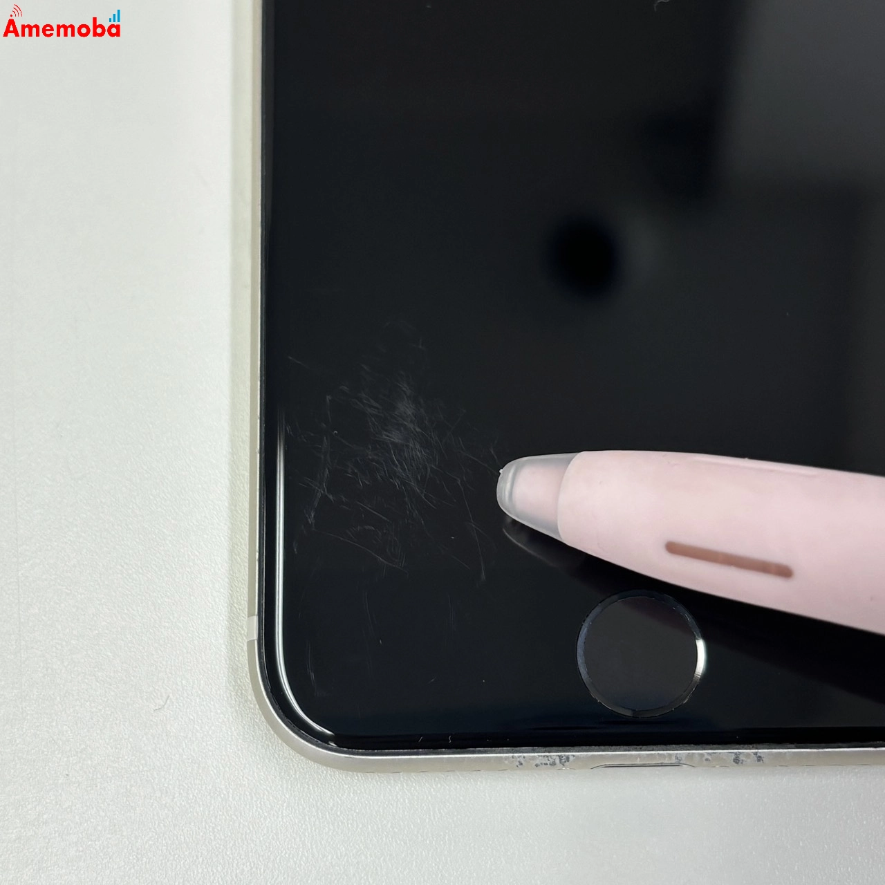 iPhoneSE 第3世代 64GB スターライト MMYD3J/A AU版SIMフリー