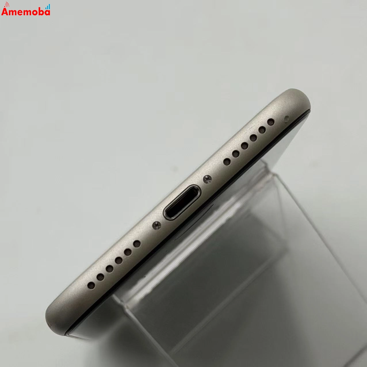 iPhoneSE 第3世代 128GB スターライト MMYG3J/A Apple版SIMフリー