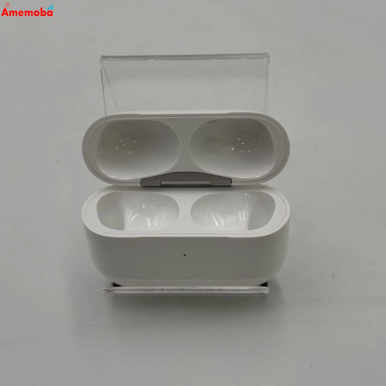 AirPods Pro 第2世代 MagSafe充電ケース(USB-C)付き ホワイト MTJV3J/A