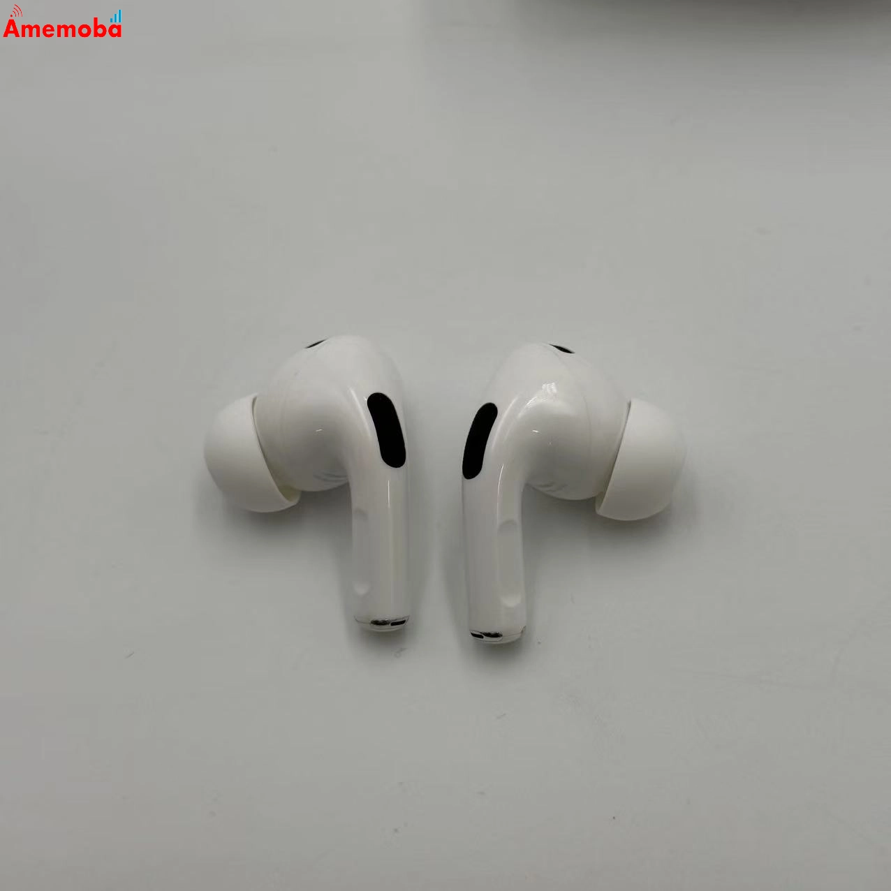 AirPods Pro 第2世代 MagSafe充電ケース(USB-C)付き ホワイト MTJV3J/A