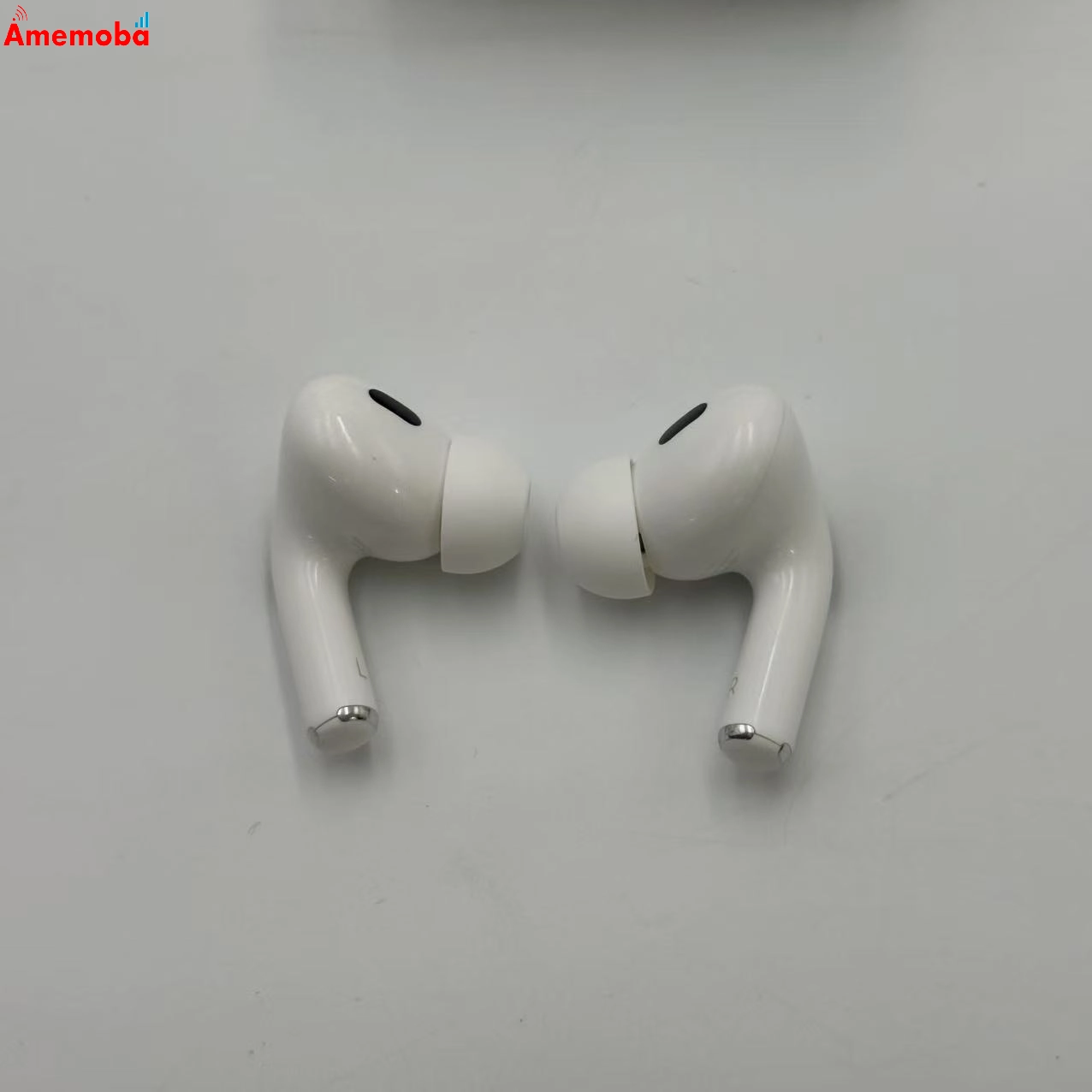 AirPods Pro 第2世代 MagSafe充電ケース(USB-C)付き ホワイト MTJV3J/A