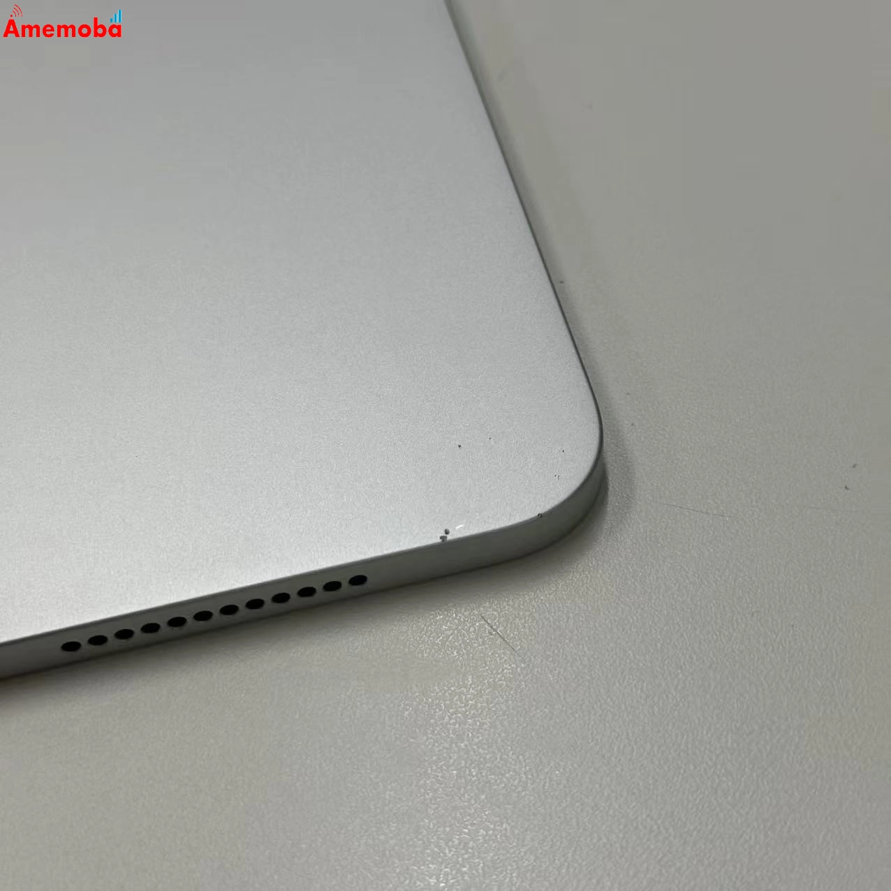 iPad Air 第4世代 Wi-Fiモデル 64GB シルバー MYFN2J/A 訳あり品