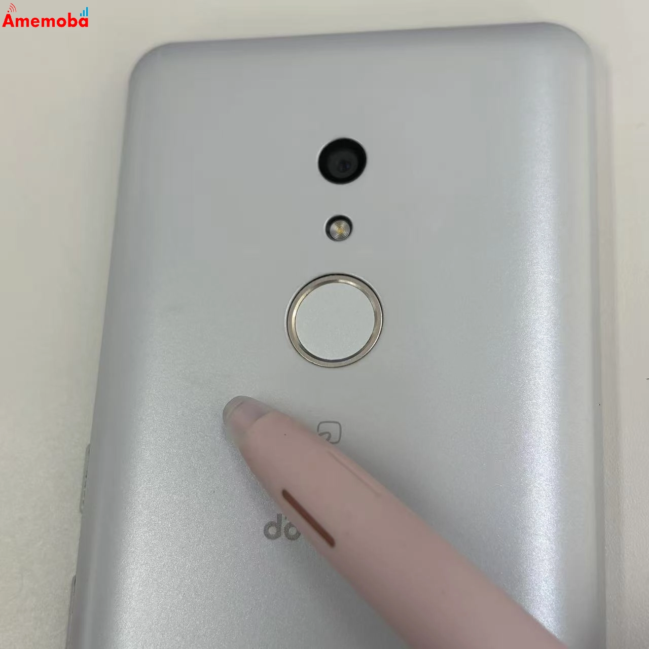 arrows Be4 32GB ホワイト F-41A docomo版SIMフリー
