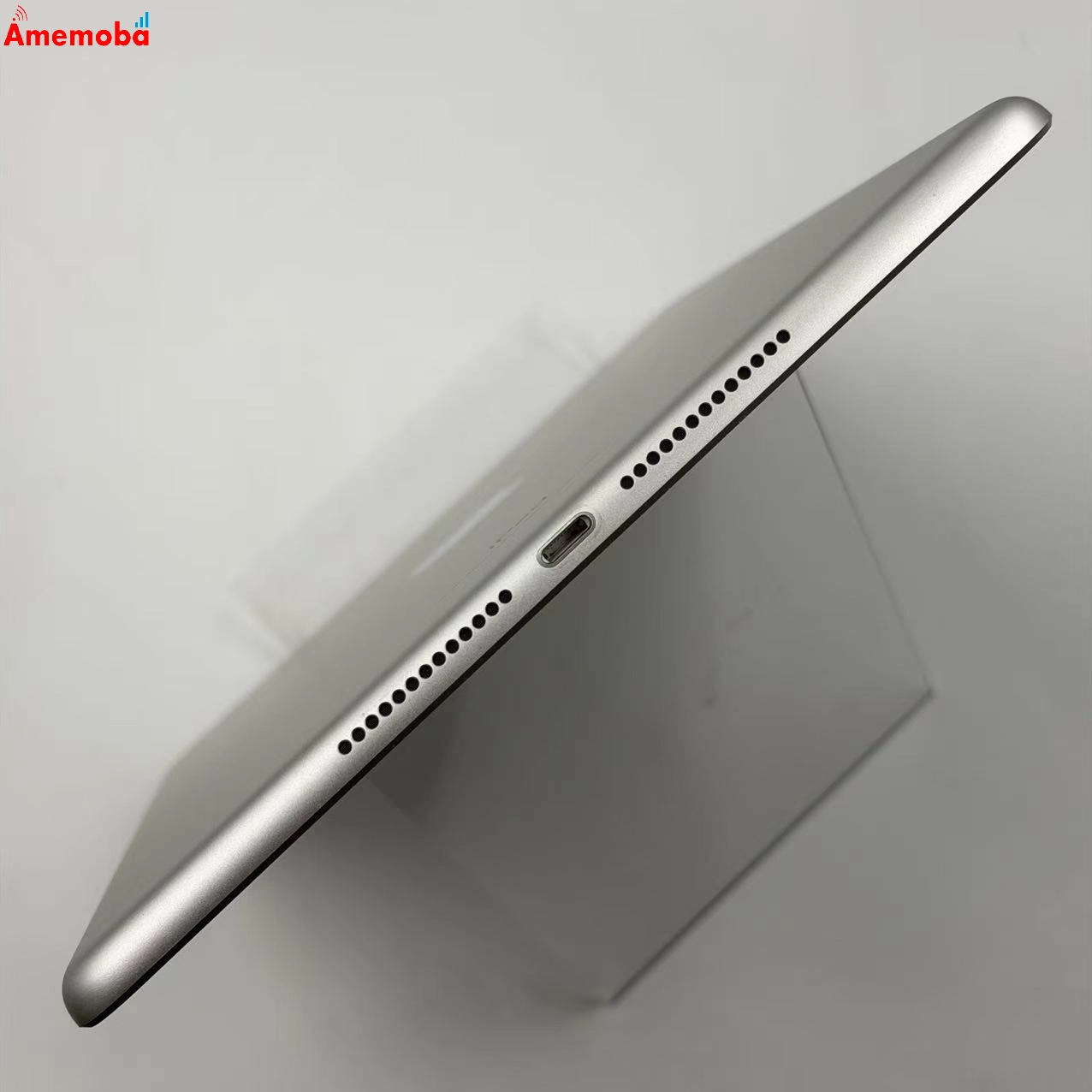 iPad 第6世代 Wi-Fiモデル 32GB シルバー MR7G2J/A  美品