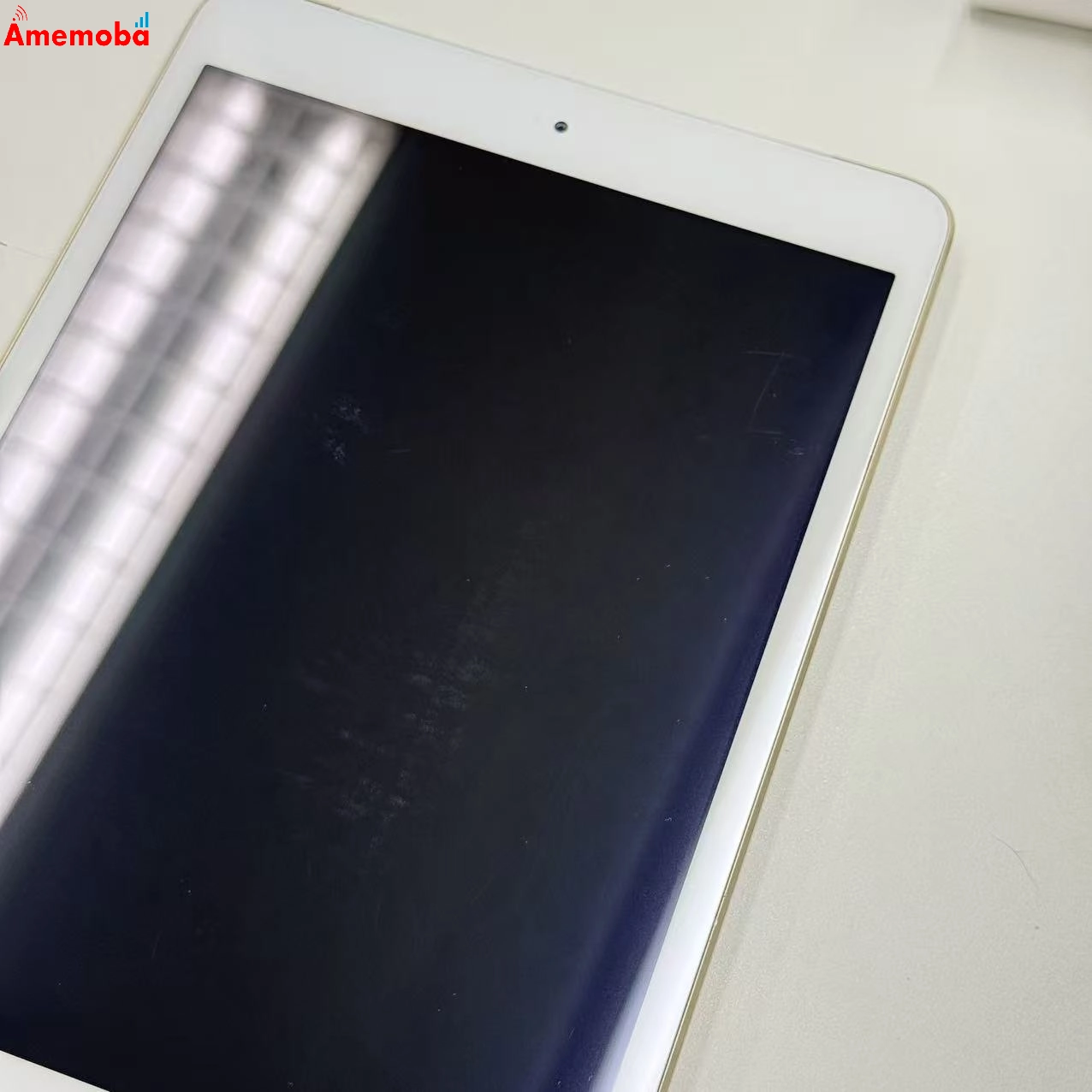 iPad mini 第3世代 16GB ゴールド MGYR2J/A docomo版SIMフリー 訳あり品