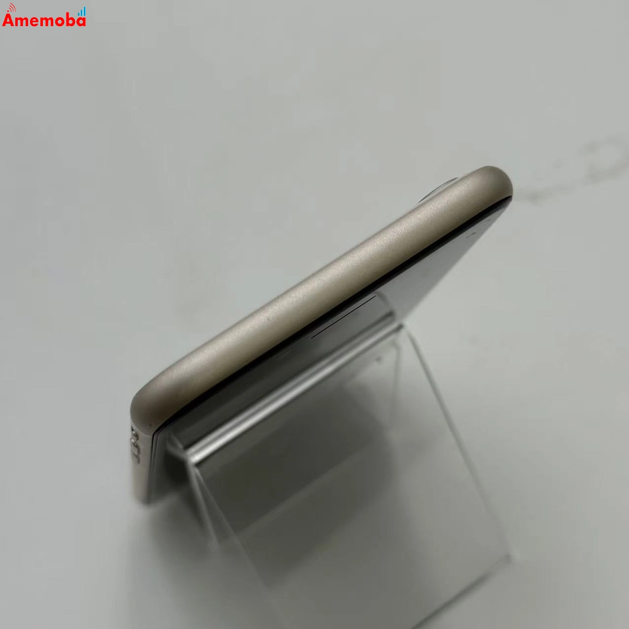 iPhoneSE 第3世代 64GB スターライト MMYD3J/A docomo版SIMフリー ジャンク品